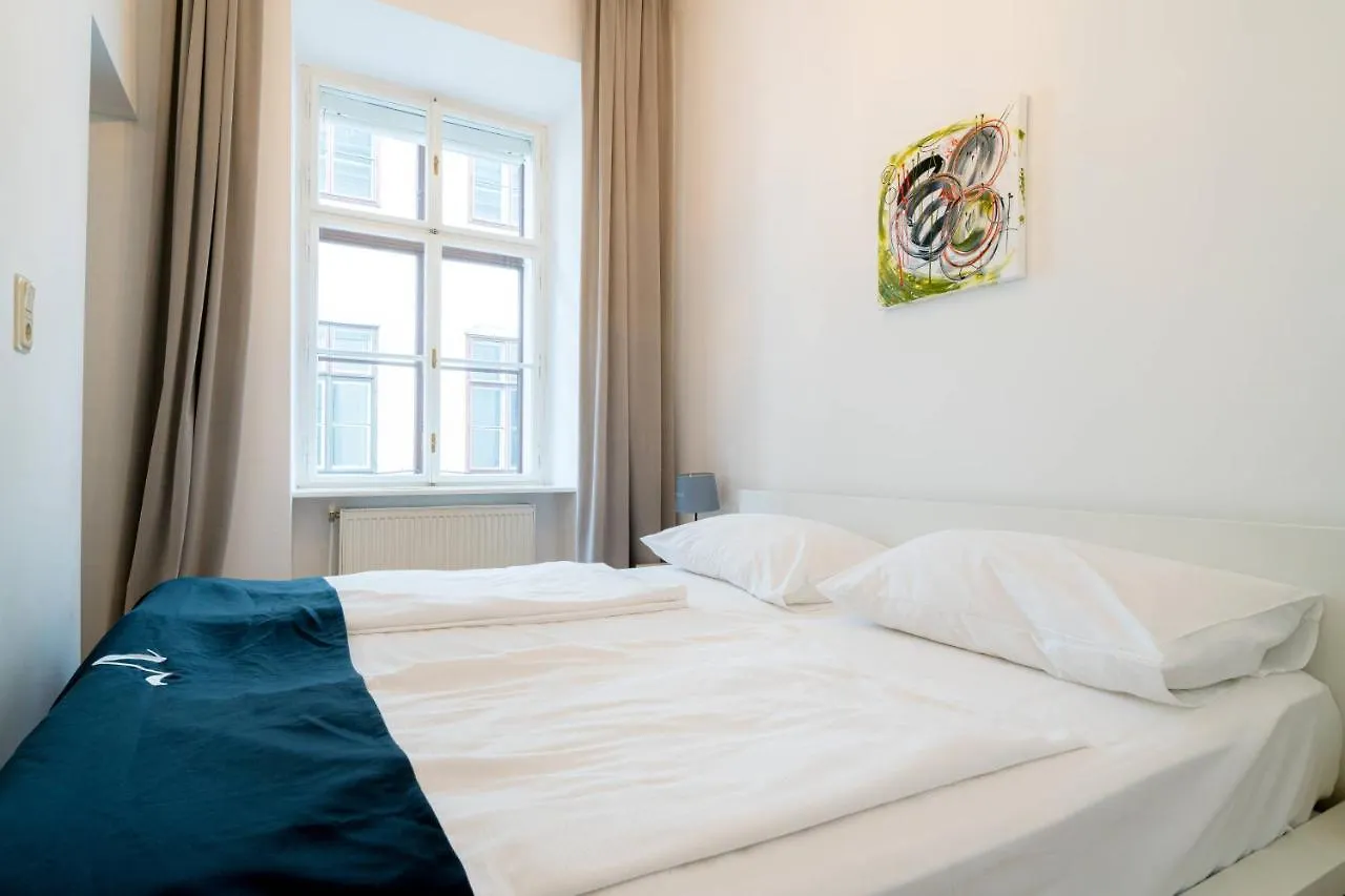 Apartment Vienna Residence, Volkstheater - Parliament